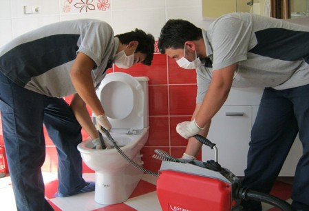 tıkalı klozet açma